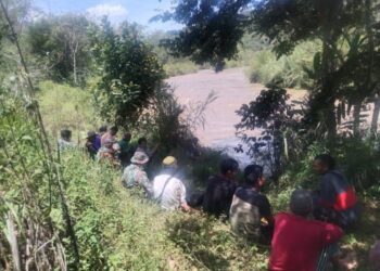 Warga Berawang Dewal Dilaporkan Hanyut