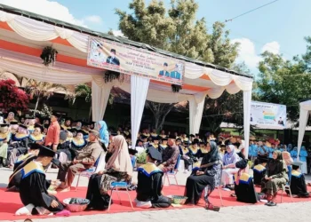 Angkatan 58 MAN I Takengon di Wisuda, Prosesi Adat Campur Haru