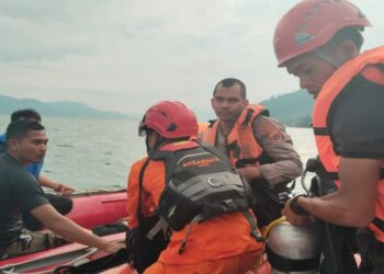 Menyelam Selama 4 Menit, Korban Tenggelam Ditemukan 12 Meter di Dasar Danau Lut Tawar