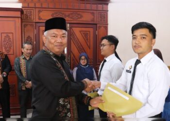 Dua Lulusan STTD Terima SK CPNS, Subhandhy; Selamat Bertugas