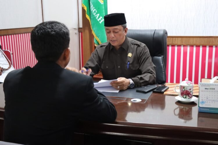 Pimpinan DPRK Lakukan Fit and Propertest Calon Panwaslih Aceh Tengah 