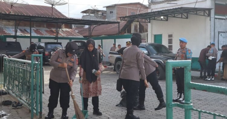 Sambut Bhayangkara Ke 78, Polres Aceh Tengah Gelar Baksos di Masjid Raudatul Jannah