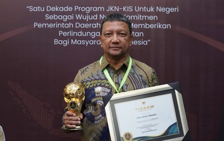 Aceh Tengah Kembali Terima Penghargaan UHC 2024