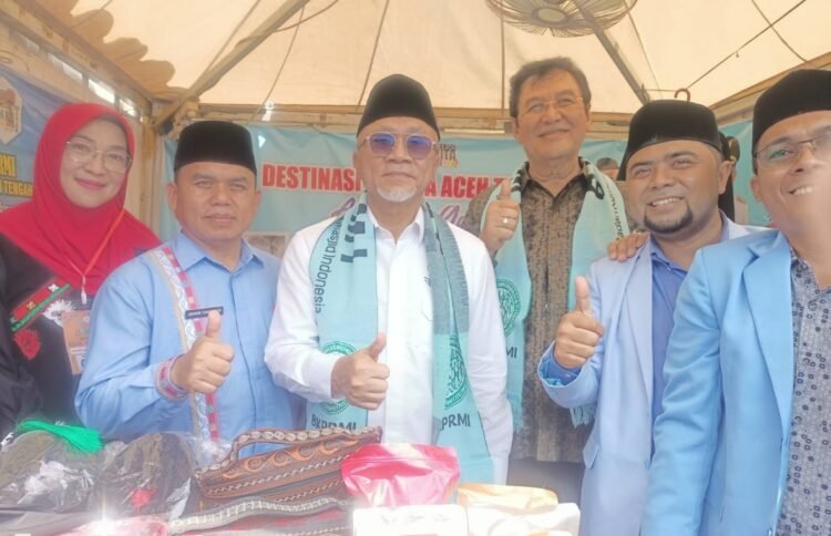 Menteri Perdagangan Borong Kopi Gayo di Stand BKPRMI Aceh Tengah