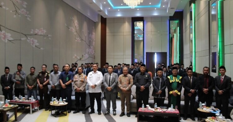 42 Panwascam Aceh Tengah Dilantik 