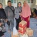 Agustina Serahkan Bantuan untuk Korban Kebakaran di Kelupak Mata