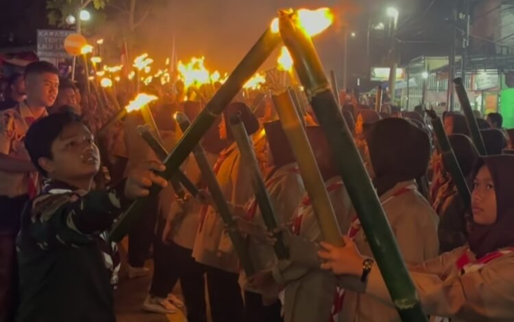 Semarak Pawai Obor di Aceh Tengah Jelang HUT Ke-79 RI