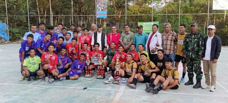 Shabela Abubakar Saksikan Final Turnamen Futsal CUP III di Kecamatan Bintang