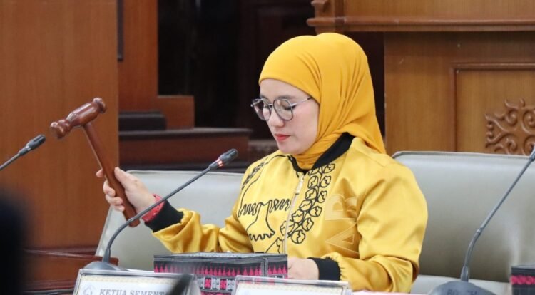 Fitriana Mugie Pimpin Rapat Pembentukan Fraksi
