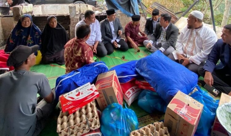 HAMAS Salurkan Bantuan untuk Korban Kebakaran Weh Nongkal 