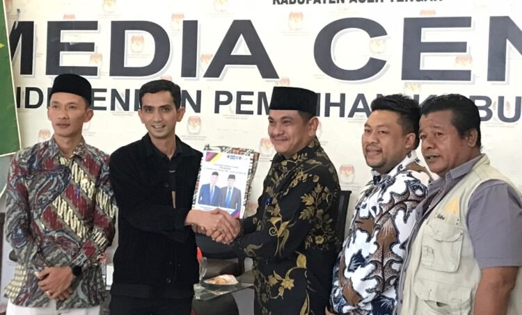 Hari Terakhir Perbaikan Calon Pengganti Alhudri, Anda Suhada Lengkapi Berkas 