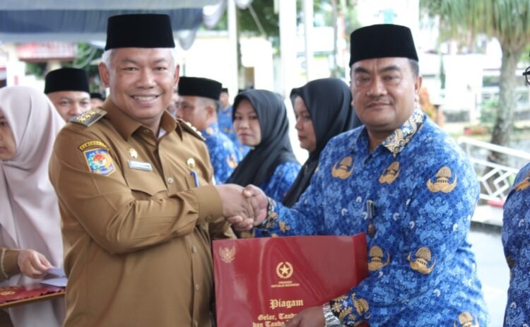 182 ASN Aceh Tengah Terima SK Kenaikan Pangkat