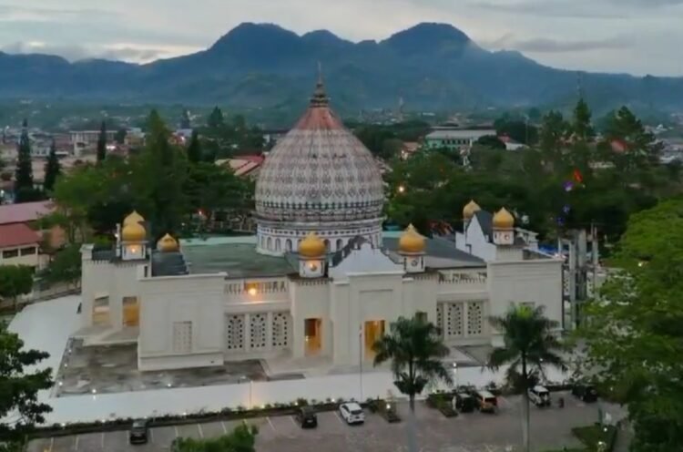 Kerap Bocor, Perbaikan Total Kubah Masjid Ruhama Takengon Ditaksir Lebih Rp2 Miliar