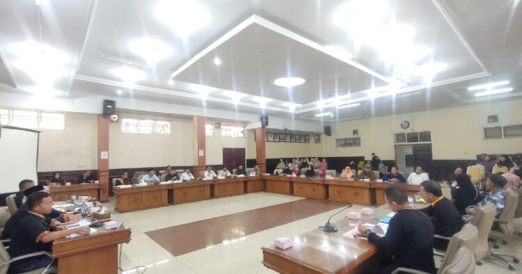 Pihak BPRS Gayo Mangkir, Nasabah Geram, DPRK Meradang