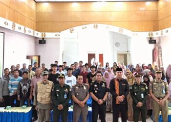 Perkuat Pemberantasan Rokok Ilegal Seratus Pelaku Usaha Ikuti Sosialisasi Cukai Tembakau 