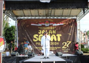 Jalan Sehat Pilkada Damai, Subhandhy Ajak Masyarakat Tolak Politik Uang