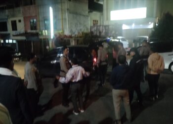 Diduga Hendak Tauran, Sejumlah Remaja Diamankan, Dua Senjata Tajam Disita Polisi 