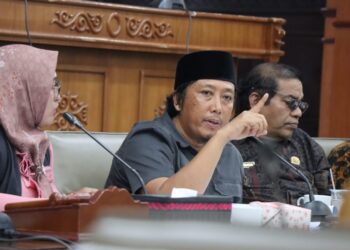 Komisi A DPRK Beri Tenggat Waktu Tujuh Hari Terbitkan SK RGM Kampung Jaluk 