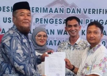 Ketua DPRK Aceh Tengah Serahkan Berkas Bupati dan Wakil Bupati Terpilih ke Pemerintah Aceh 