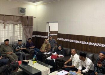 Tangis Honorer di DPRK Aceh Tengah, Susilawati: Kita Jadwalkan Bertemu dengan Pihak Eksekutif 