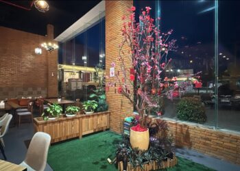 Sambut Imlek 2025, Parkside Gayo Petro Hotel Hadirkan Pohon Angpao Berhadiah