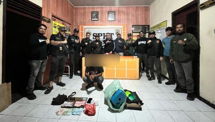 Buka Lapak “Dimana Bola” di Blang Bebangka, Pria Asal Sumut ini Ditangkap Polisi