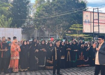 Sekolah Negeri Jangan “Kalah Saing”, Apel Pagi di Pegasing Berujung Teguran