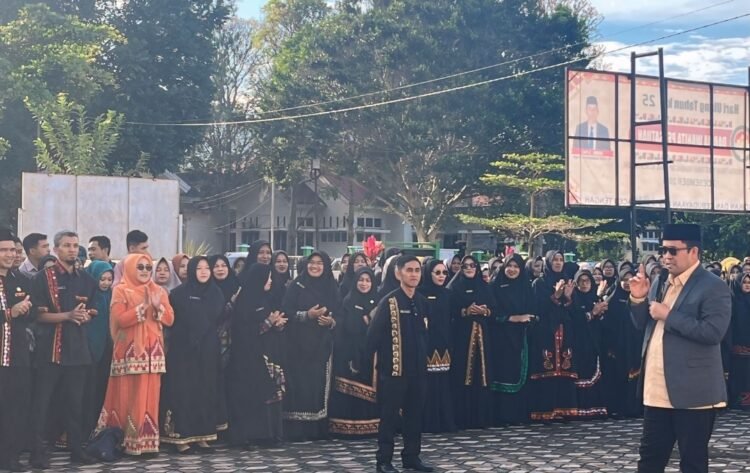Sekolah Negeri Jangan “Kalah Saing”, Apel Pagi di Pegasing Berujung Teguran