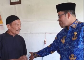 Bupati Haili Yoga Temui Warga yang Buang Sampah ke Sungai Peusangan