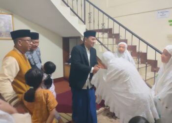 Muchsin Hasan Melayat ke Rumah Duka H. Sentosa: “Semoga Keluarga Diberi Ketabahan”