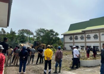 Ratusan Pegawai Gotong Royong Massal Demi Fungsionalisasi RS Regional Pegasing 
