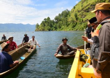 Lagi! Warga Toweren Bongkar Mandiri Cangkul Dedem 