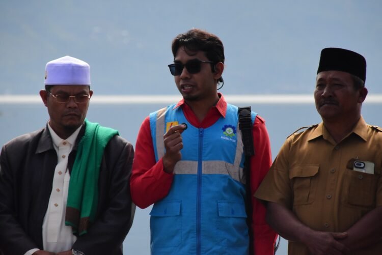 PLN Putus Aliran Listrik ke Cangkul Padang 