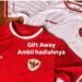 Bardan Sahidi Bagi-Bagi Jersey Timnas Jelang Laga Penentu Indonesia vs China