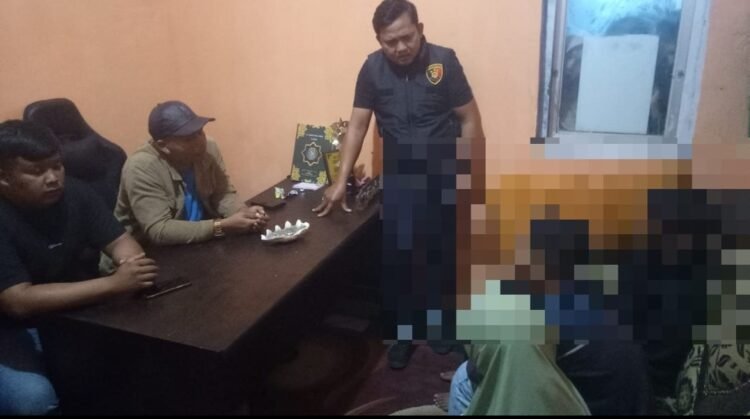 Polisi Ringkus Komplotan Penjambret Lansia di Silih Nara