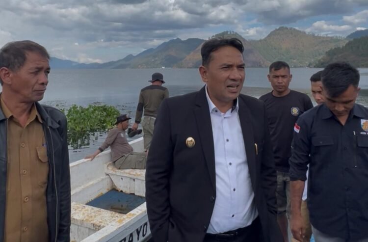 Muchsin Hasan Saksikan Langsung Pembongkaran Cangkul Dedem: “Demi Kelestarian Danau Lut Tawar”