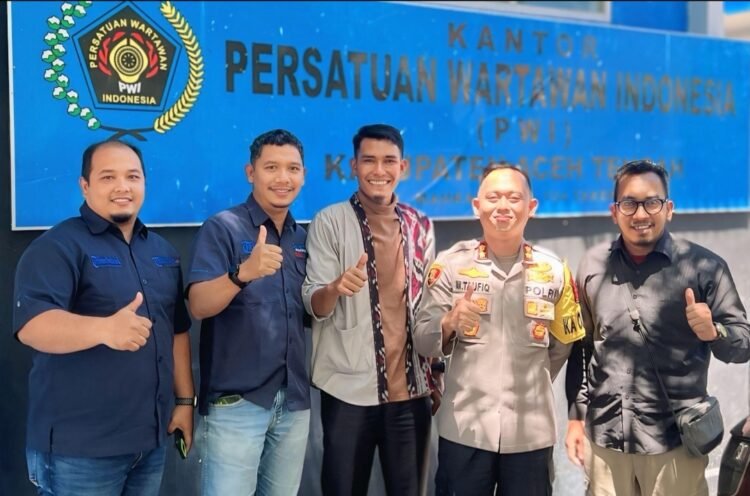 Kapolres Aceh Tengah Sambangi Kantor PWI