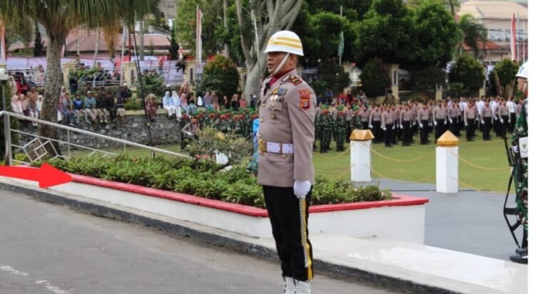 Perwira Polri Ipda Rahmat Akbar Komandan Upacara HUT RI ke-80 di Aceh Tengah