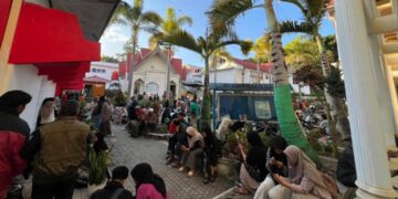 Ribuan Warga Aceh Tengah Serbu Kantor Bupati Demi Sinyal Internet!