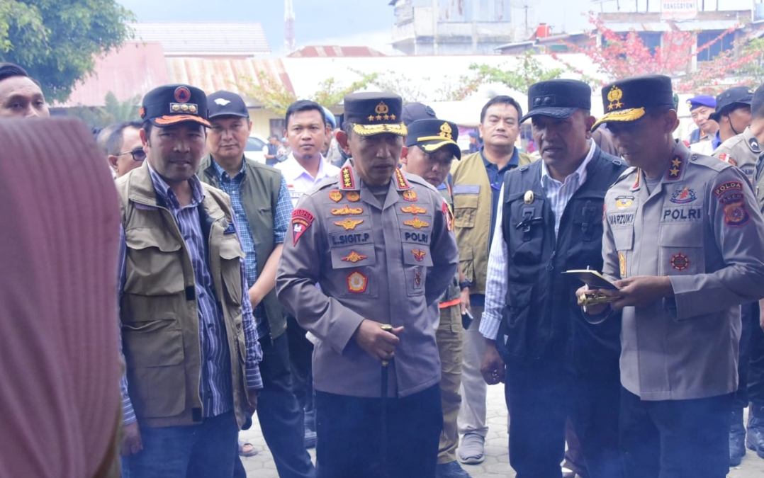 Gas Kosong, Kapolri Kaget Lihat Warga Aceh Tengah Masak dengan Kayu Bakar