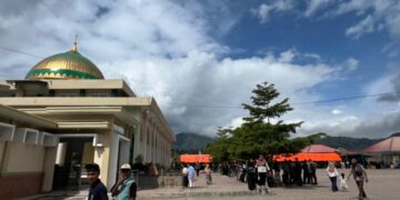 Presiden Prabowo Dijadwal Sholat Jum’at di Masjid Al-abrar Aceh Tengah, Hingga Cek Kondisi Pengungsi 