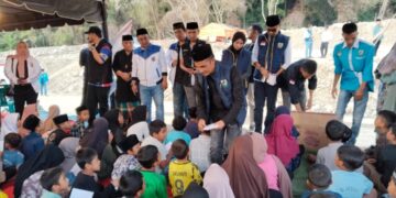 KNPI dan Majelis Belia Malaysia Bantu Ratusan Siswa Korban Bencana di Aceh Tengah 
