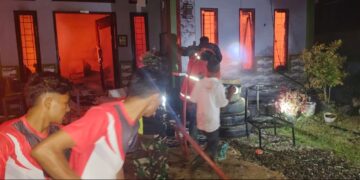 3 Bangunan, 10 Ton Getah Pinus dan 8 Sepeda Motor Hangus Terbakar di Linge