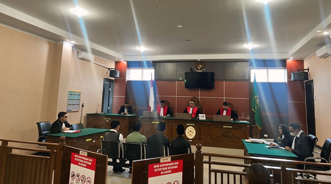 Tangis Eks Direktur BPRS Gayo Pecah di Ruang Sidang, Begini Pembelaan nya!