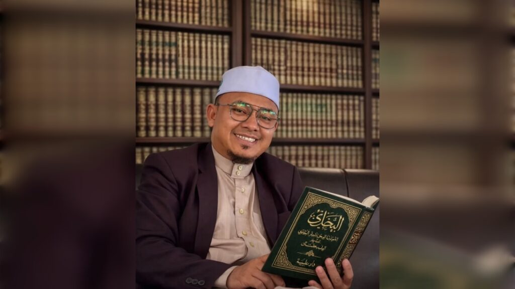 Kemaslahatan Tak Butuh Sorak Sorai