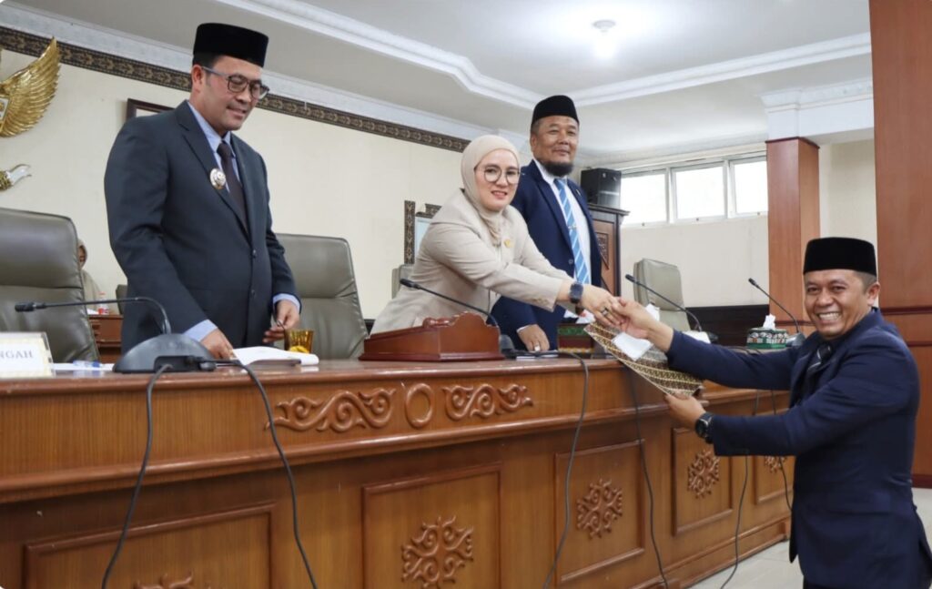 Rekomendasi Dewan, Bupati Haili Yoga Didorong Segera Lakukan Mutasi