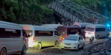 Perdana Sejak Diaspal Swadaya, Jamaah Haji Aceh Tengah Melintasi Jalur Enang–Enang