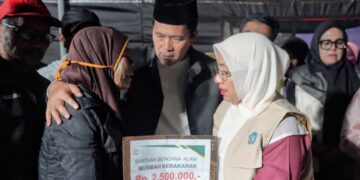 Baitul Mal Aceh Tengah Salurkan Bantuan Rp2,5 Juta per KK untuk Korban Kebakaran Jagong Jeget