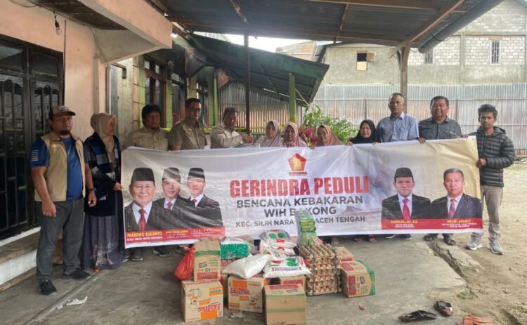 Gerindra Aceh Tengah Hadir di Tengah Warga Sagi Indah yang Rumahnya Dilalap Api