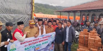 Baitul Mal Aceh Salurkan Bantuan Rp359,95 Juta untuk Korban Kebakaran Jagong Jeget